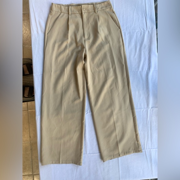 Madden NYC Beige faux leather Corset top and pant set - Picture 11 of 16